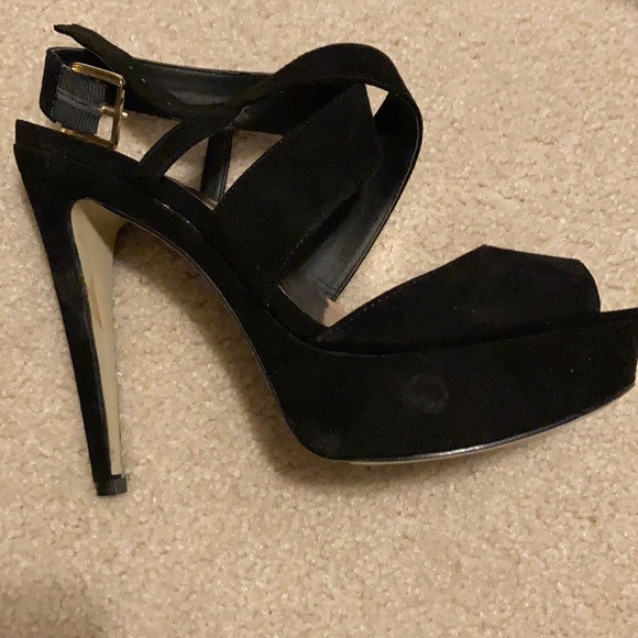 Brand New Never Worn Madden Girl Platform Heels - Picture 3 of 3